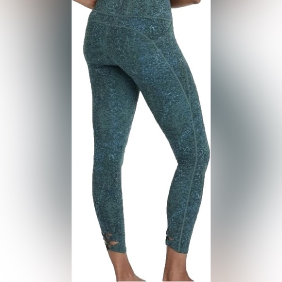 ALL IN MOTION | Women's Contour Flex Lace-Up Leggings 26.5" - Picture 4 of 7